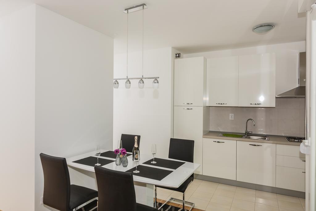 Sky Split Apartment Zewnętrze zdjęcie