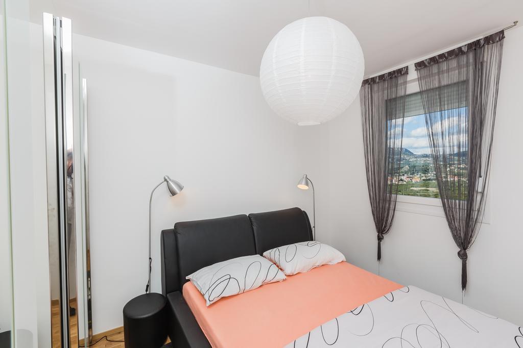 Sky Split Apartment Zewnętrze zdjęcie